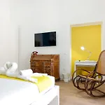 Santa Patrizia A Chiaia Nápoles